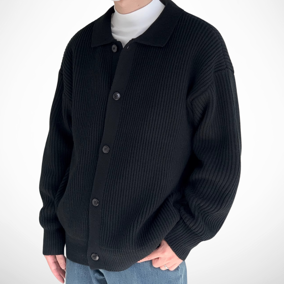 NINO | STRICKJACKE MIT KNÖPFEN