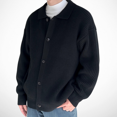 NINO | STRICKJACKE MIT KNÖPFEN